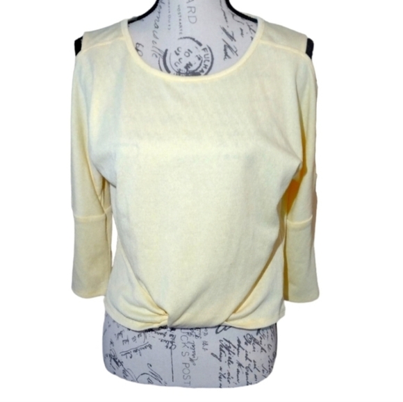 BCX Cold Shoulder Crop Top - Picture 7 of 7
